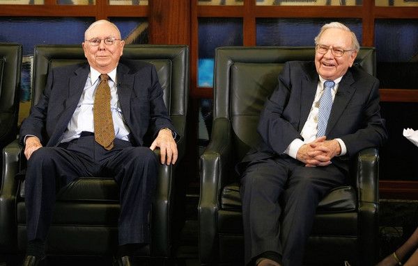 Charlie Munger - Hành trình từ cậu sinh viên luật đến nhà đầu tư huyền thoại (Phần 2)