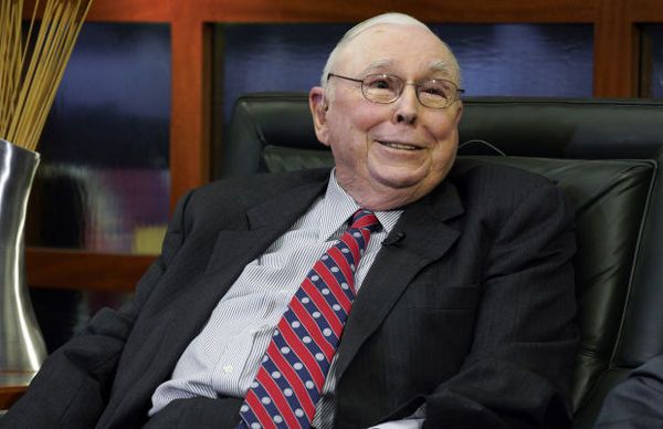 Charlie Munger - Hành trình từ cậu sinh viên luật đến nhà đầu tư huyền thoại (Phần 1)